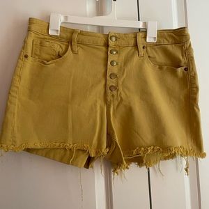 Universal Thread yellow stretch shorts